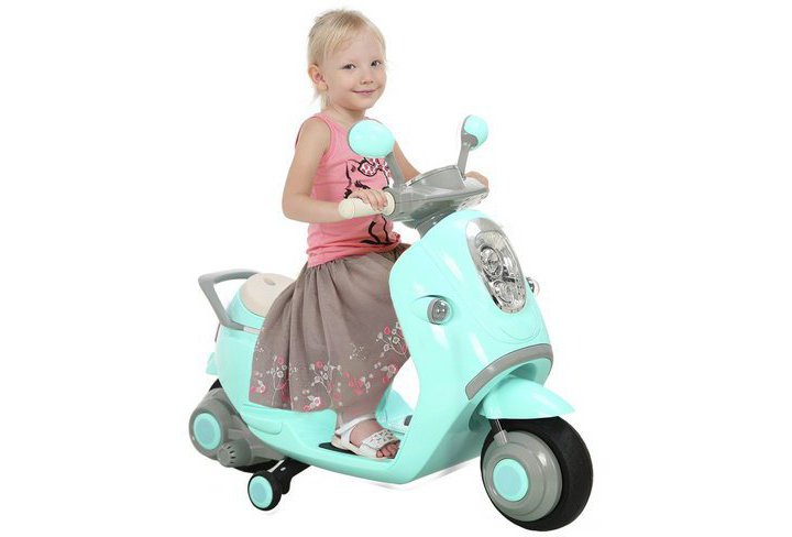 Chad Valley 6V Retro Scooter