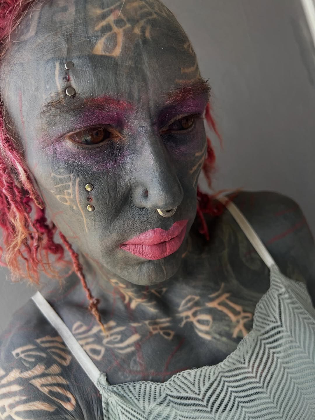 Chakti professional piercing artist