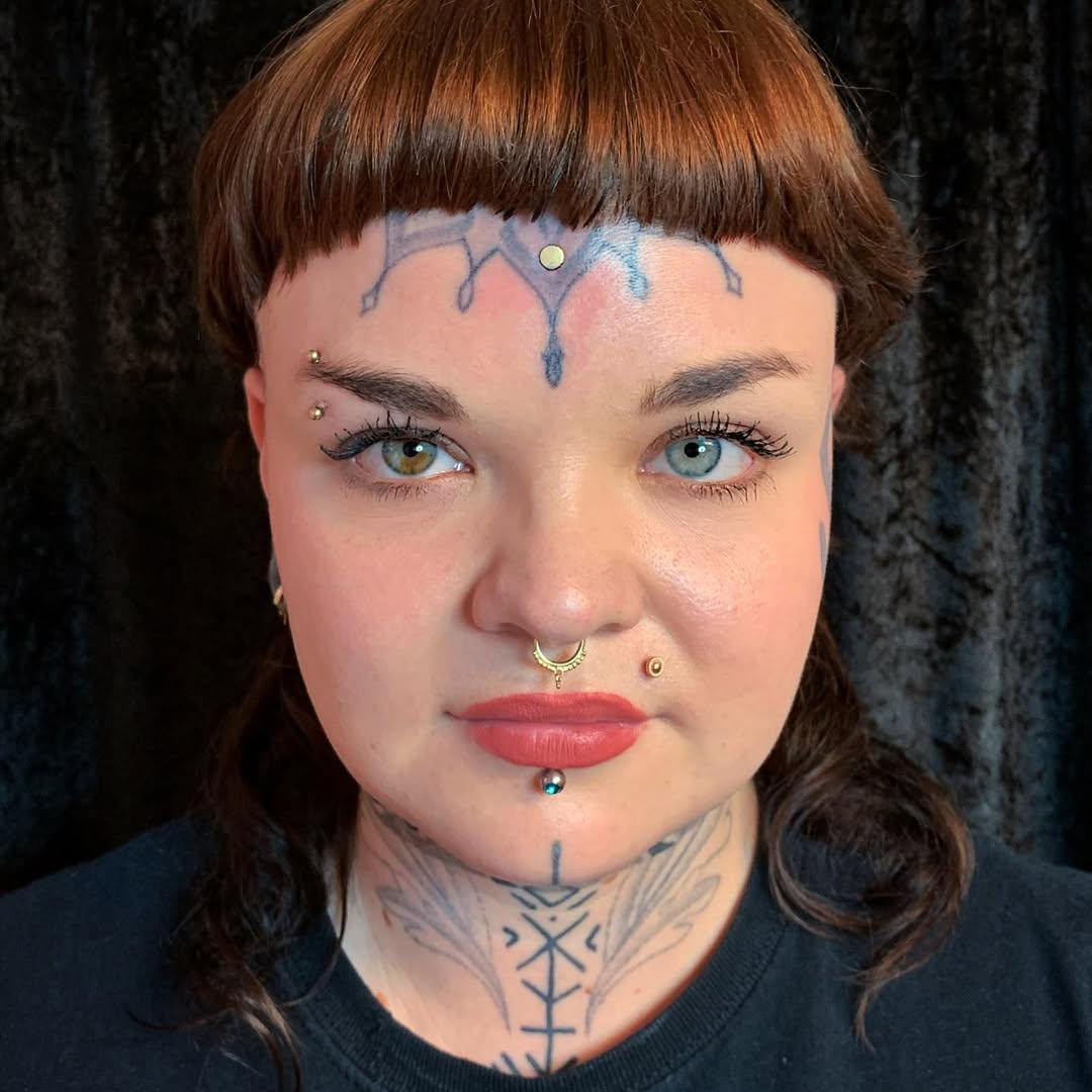 Chakti professional piercing artist