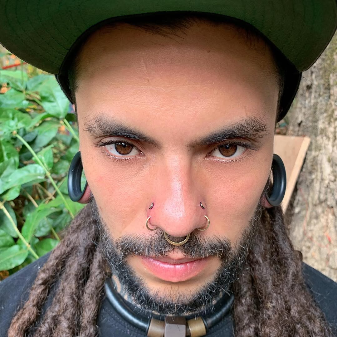 Chakti professional piercing artist