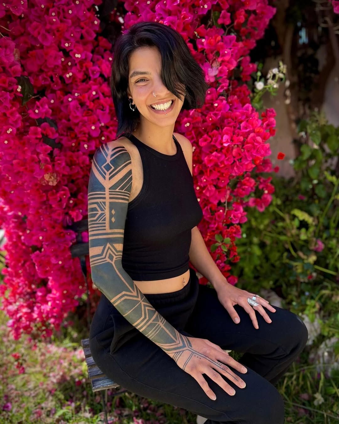 Blackwork tattoo by Dana Avraham