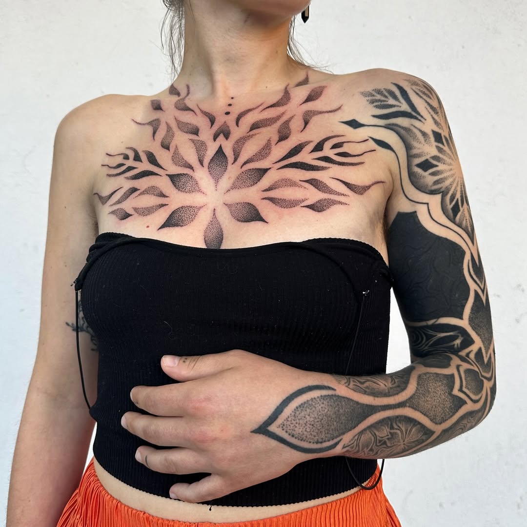 Geometric tattoo by Giada