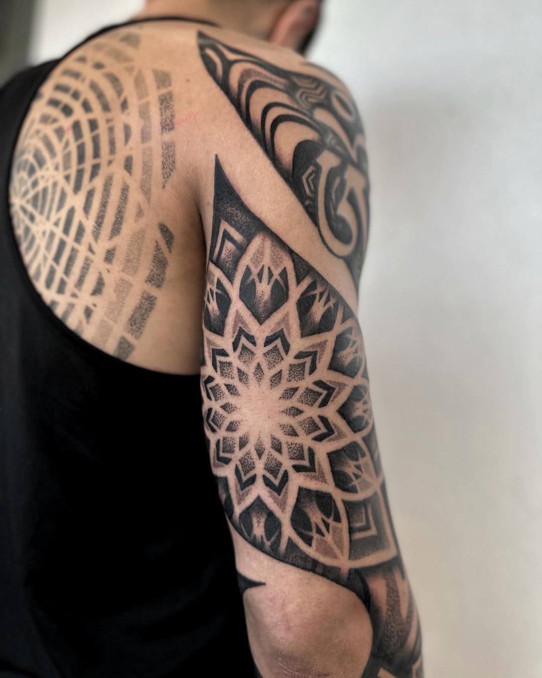 Geometric tattoo by Giada