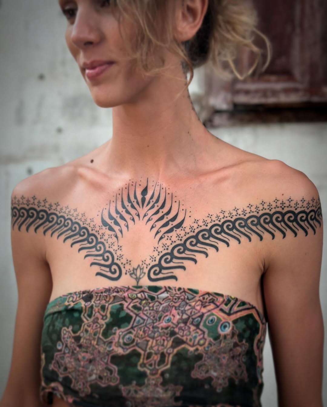 Hand poke tattoo by Arne