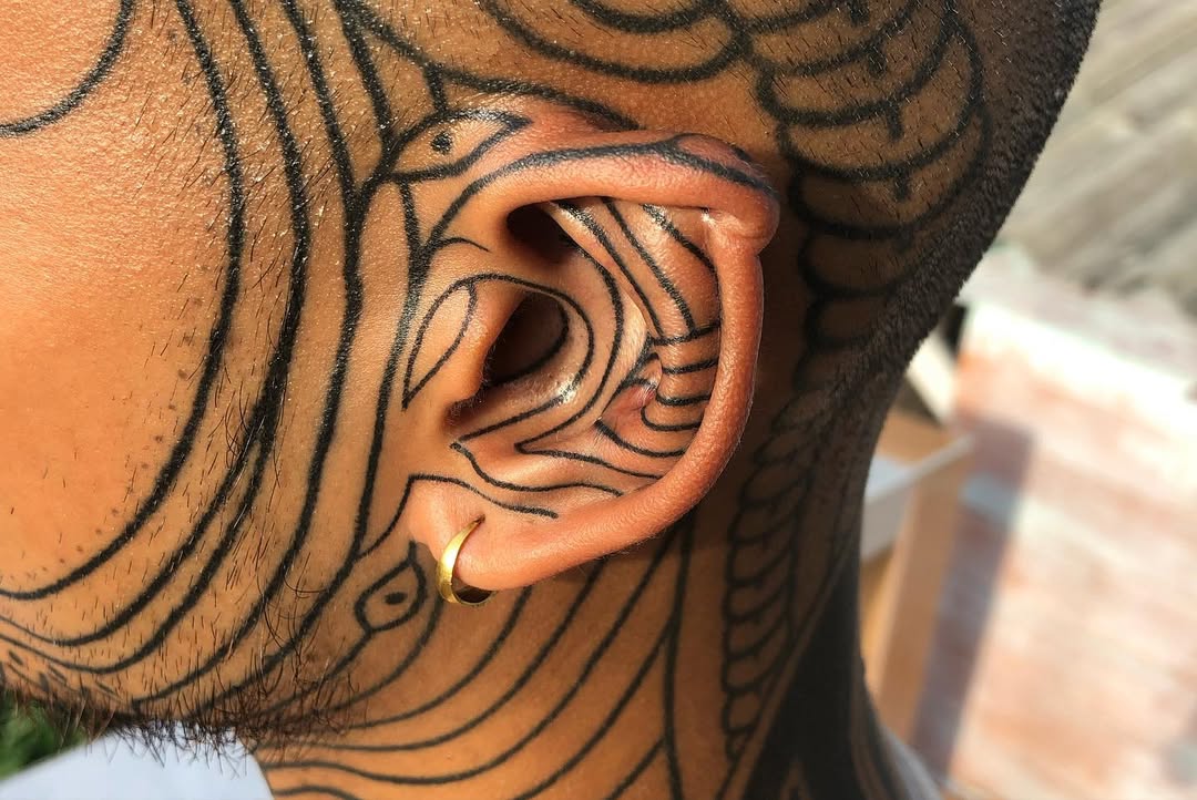 Hand poke tattoo by Arne