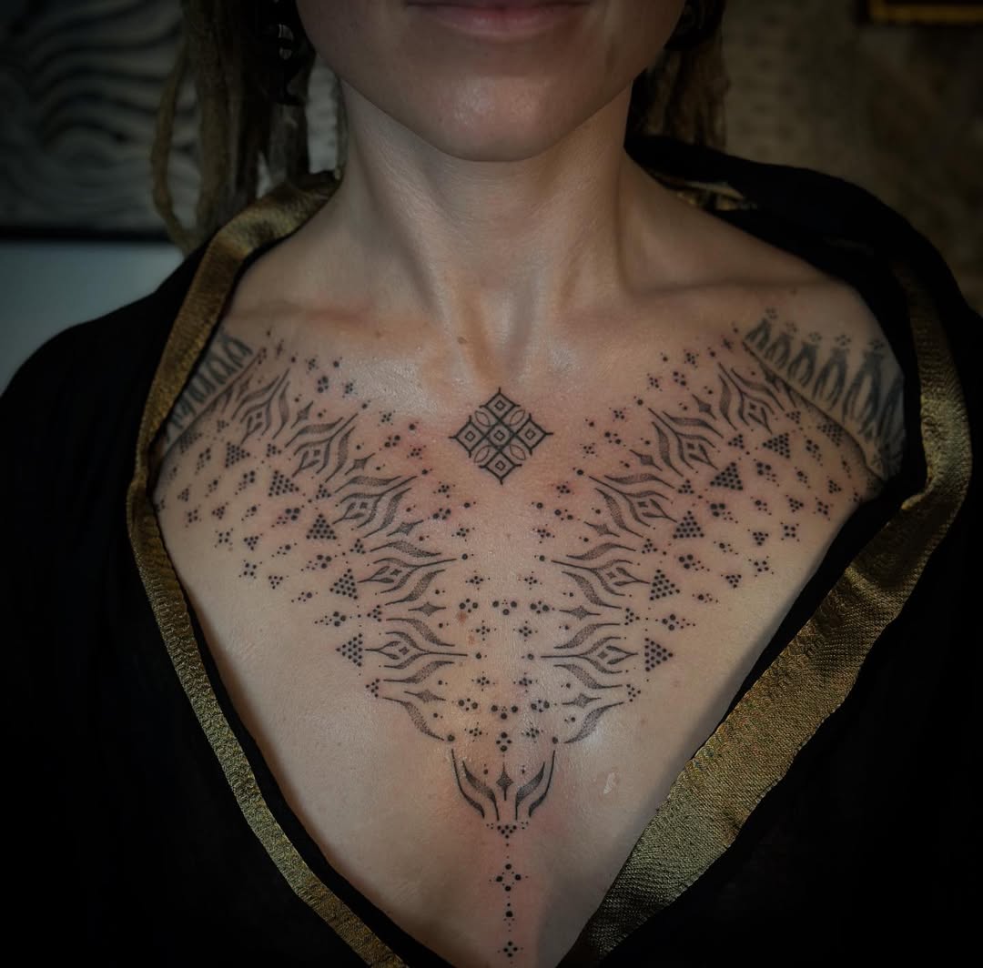 Hand poke tattoo by Arne