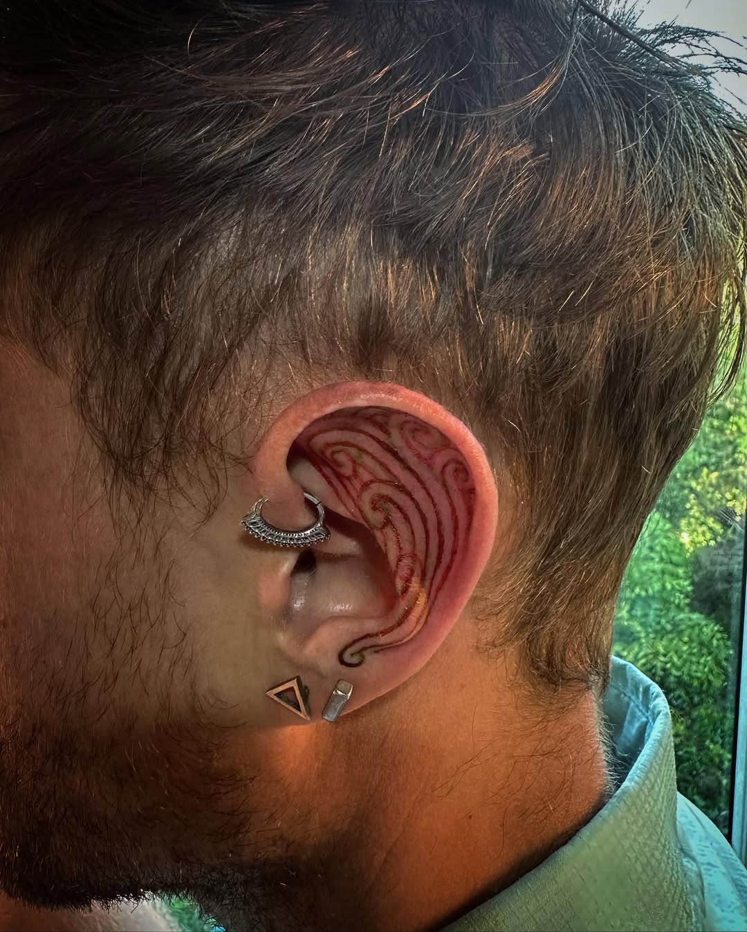 Hand poke tattoo by Arne