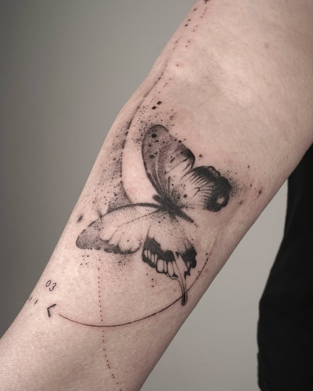 Minimalistic tattoo by Juliakay