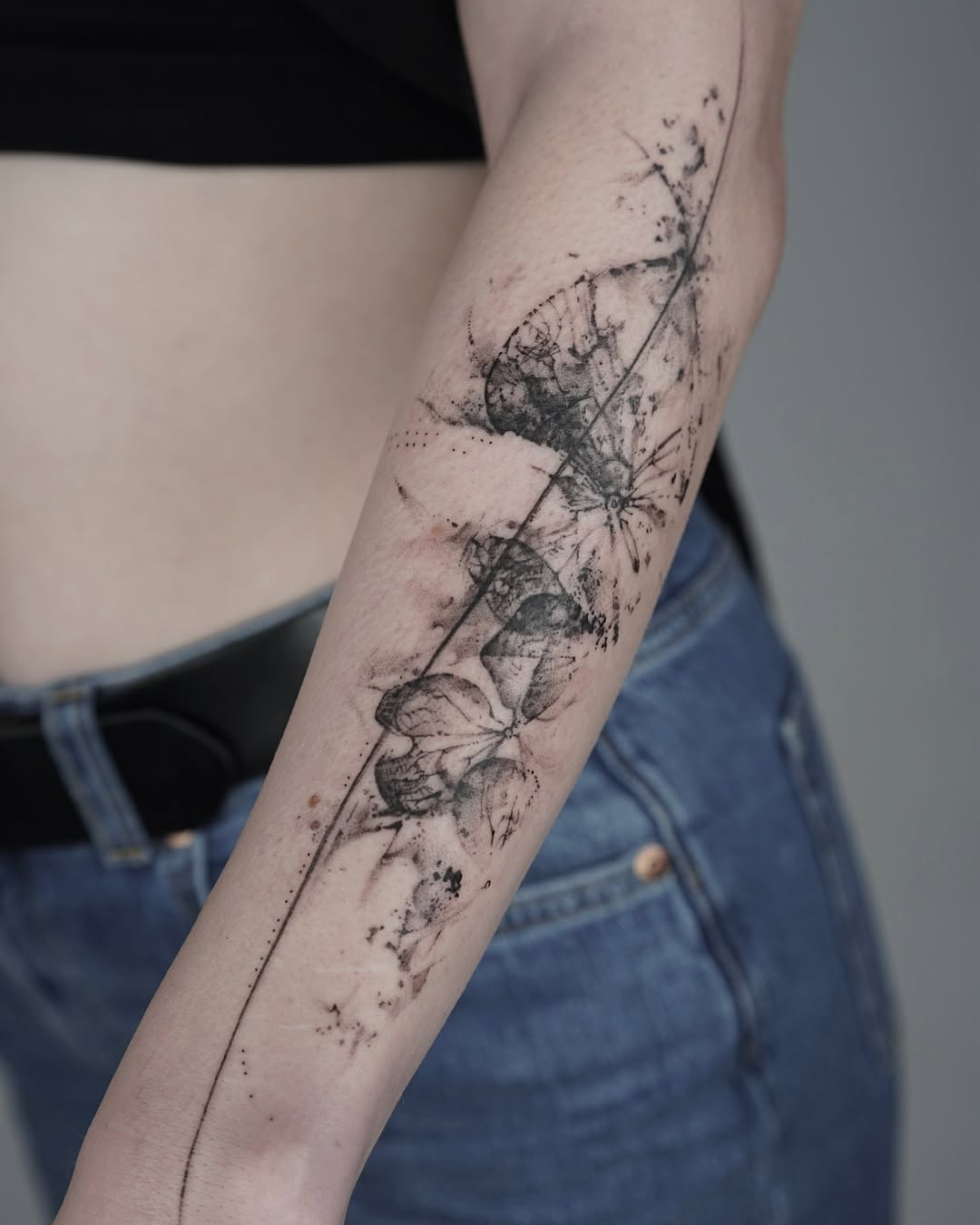 Minimalistic tattoo by Juliakay