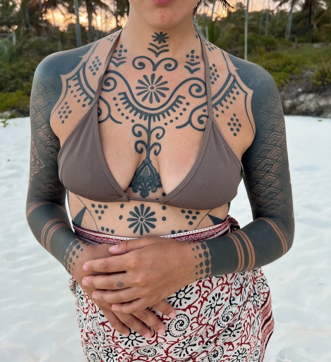Ornamental tattoo by Beve