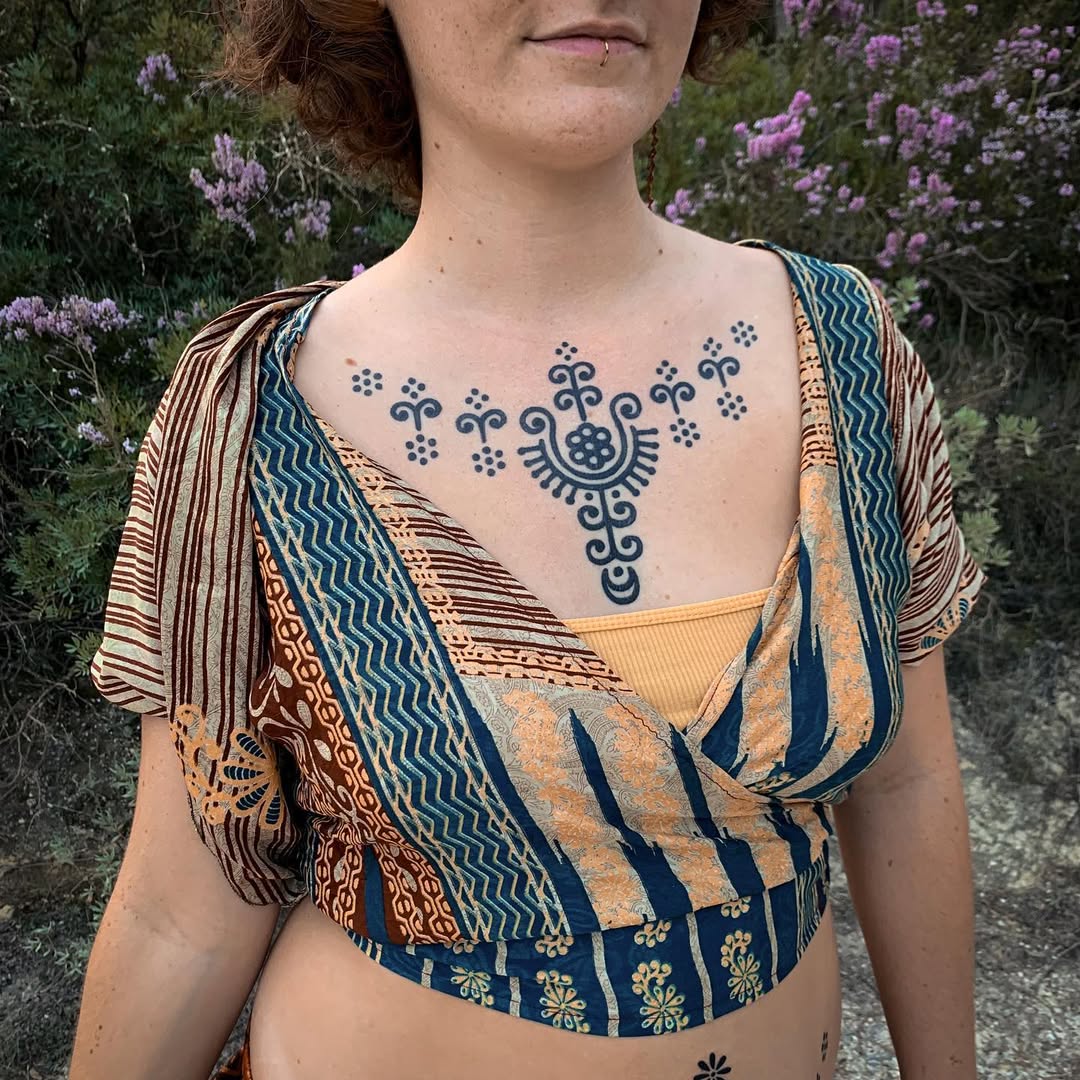 Ornamental tattoo by Beve