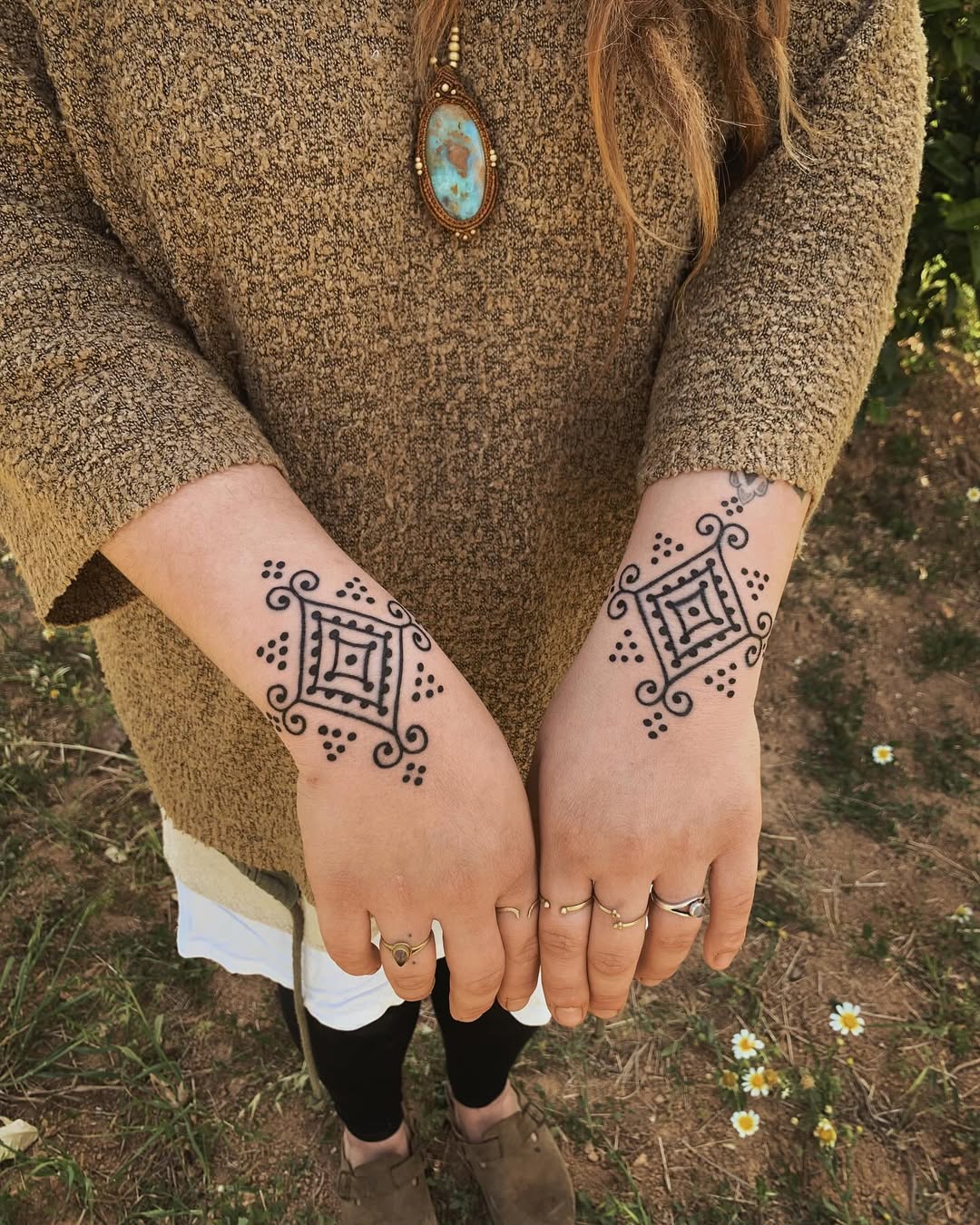 Ornamental tattoo by Beve
