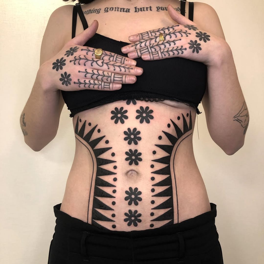 Ornamental tattoo by Cloditta