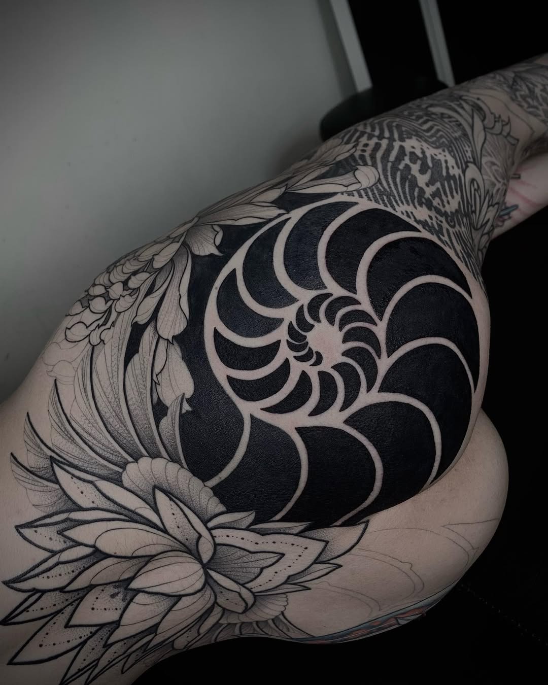 Ornamental tattoo by Pallada