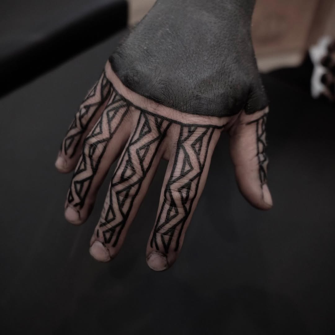 Traditional tattoo by Dario D'Alessio