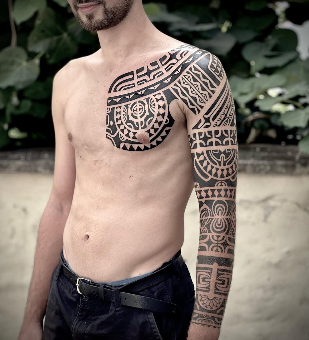 Tribal tattoo by Romeo