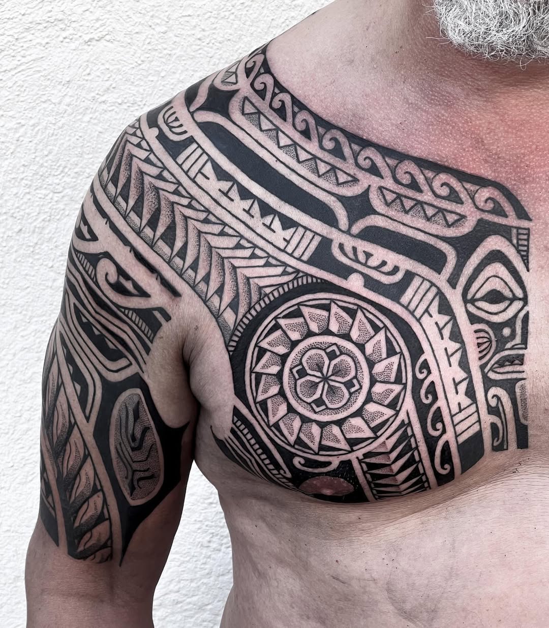Tribal tattoo by Romeo