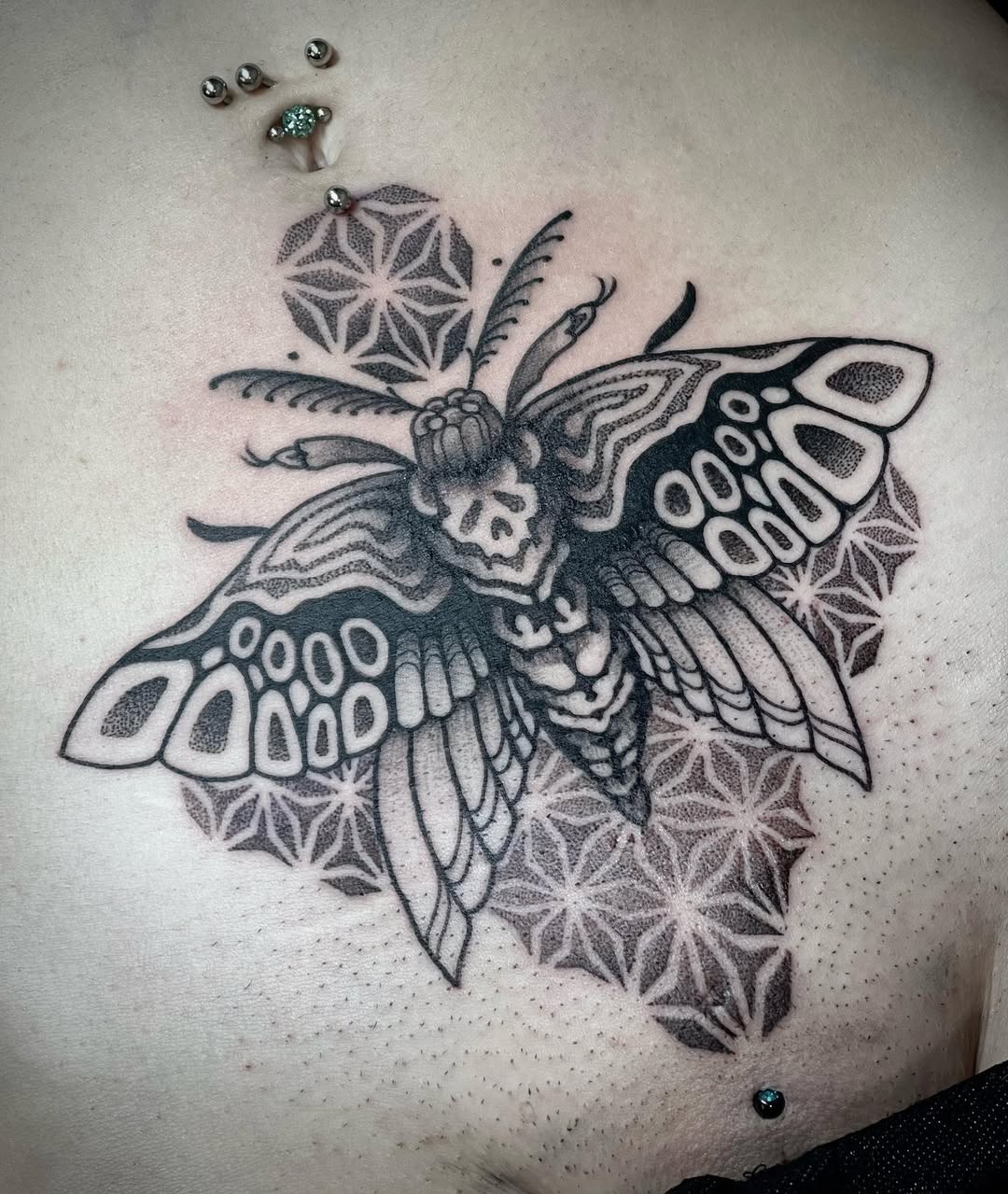 Tribal tattoo by Romeo