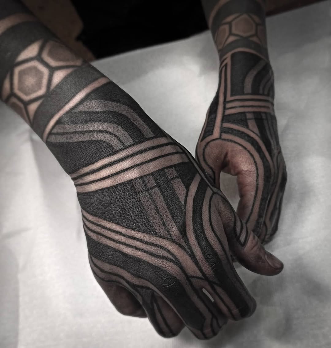 Tribal tattoo by Romeo