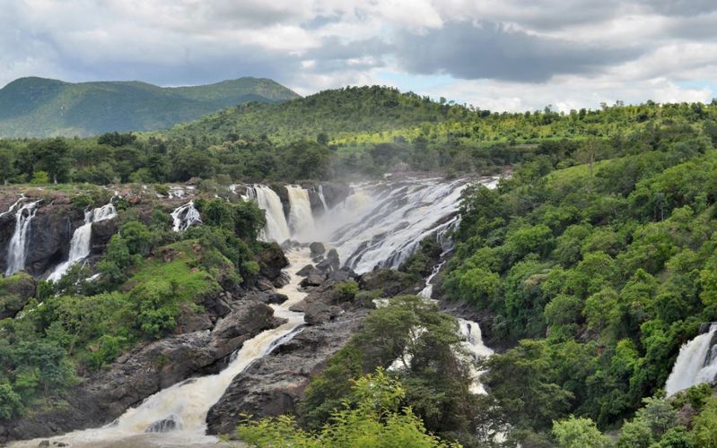 Shivanasamudra waterfalls