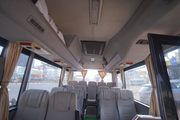 30 seater bus rental