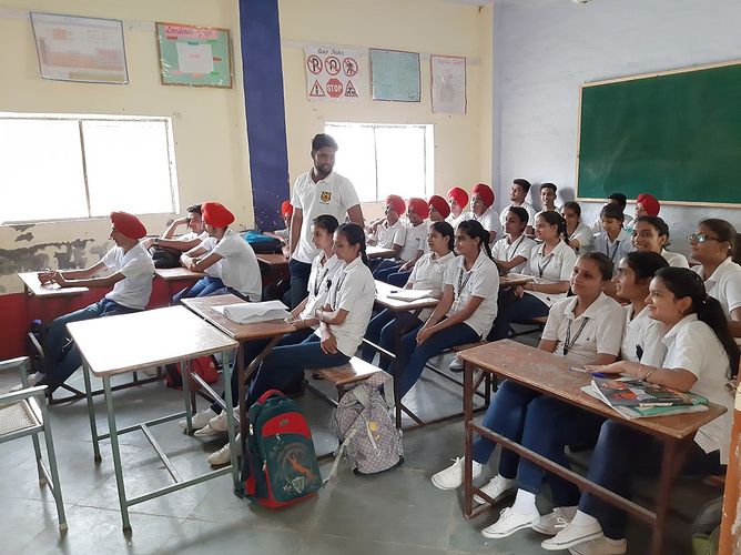 Why Schools Should Partner with Professional Vehicle Rental Services in Bangalore