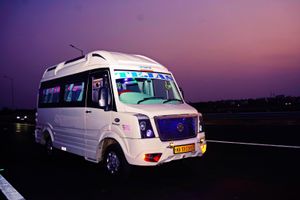 tempo traveller bengaluru karnataka