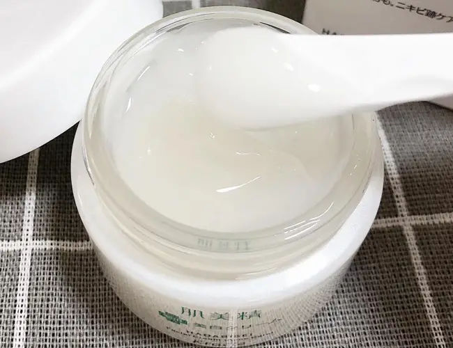 Đánh giá kem dưỡng Kracie - Da bạn đáng được chăm sóc như thế nào?