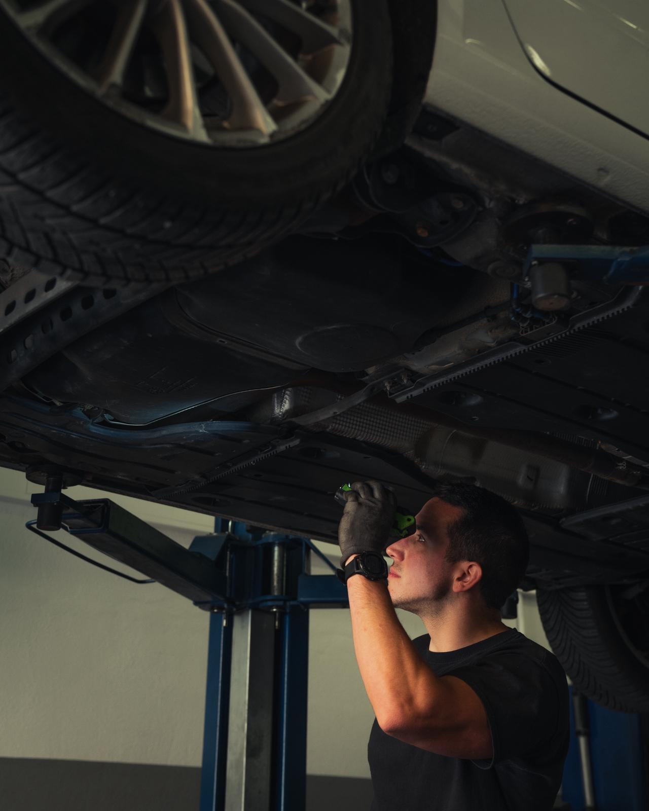 §57a Begutachtung Pickerl - Autoinspektion in der Werkstatt Sollenau