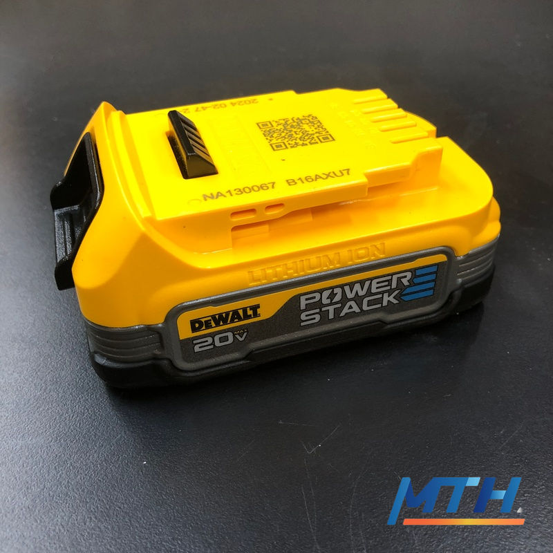 รูปภาพสินค้า DCBP034-B1 แบตเตอรี่ Dewalt  1.7 Ah 20V POWERSTACK N120366