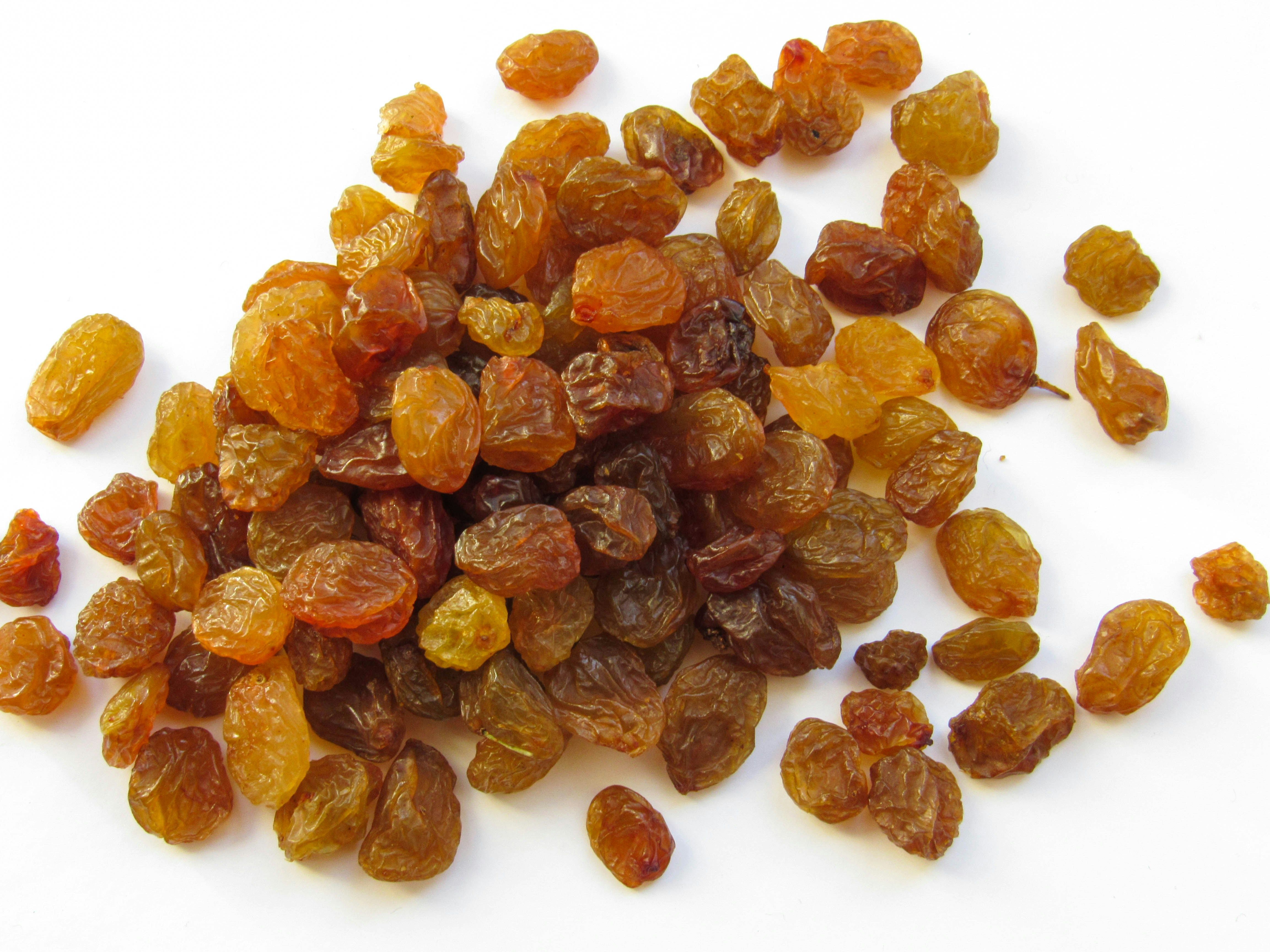 Kismis (Long Raisins)