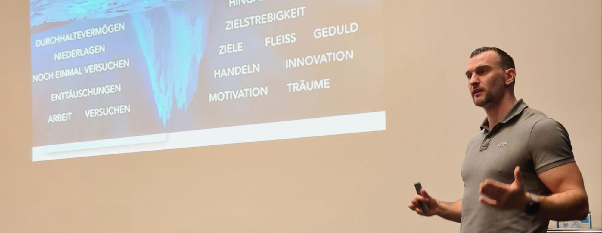 Keynotes, Vorträge & mehr Keynotes, Vorträge & mehr