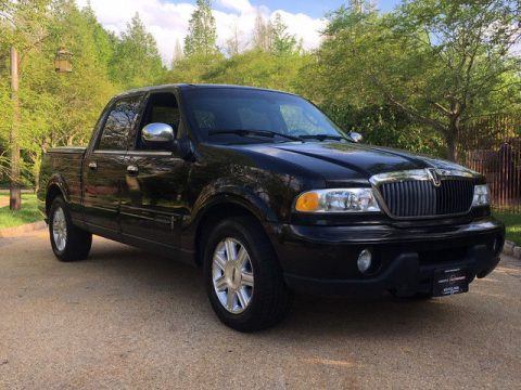 Luxury worker 2002 Lincoln Blackwood Base Crew Cab for sale