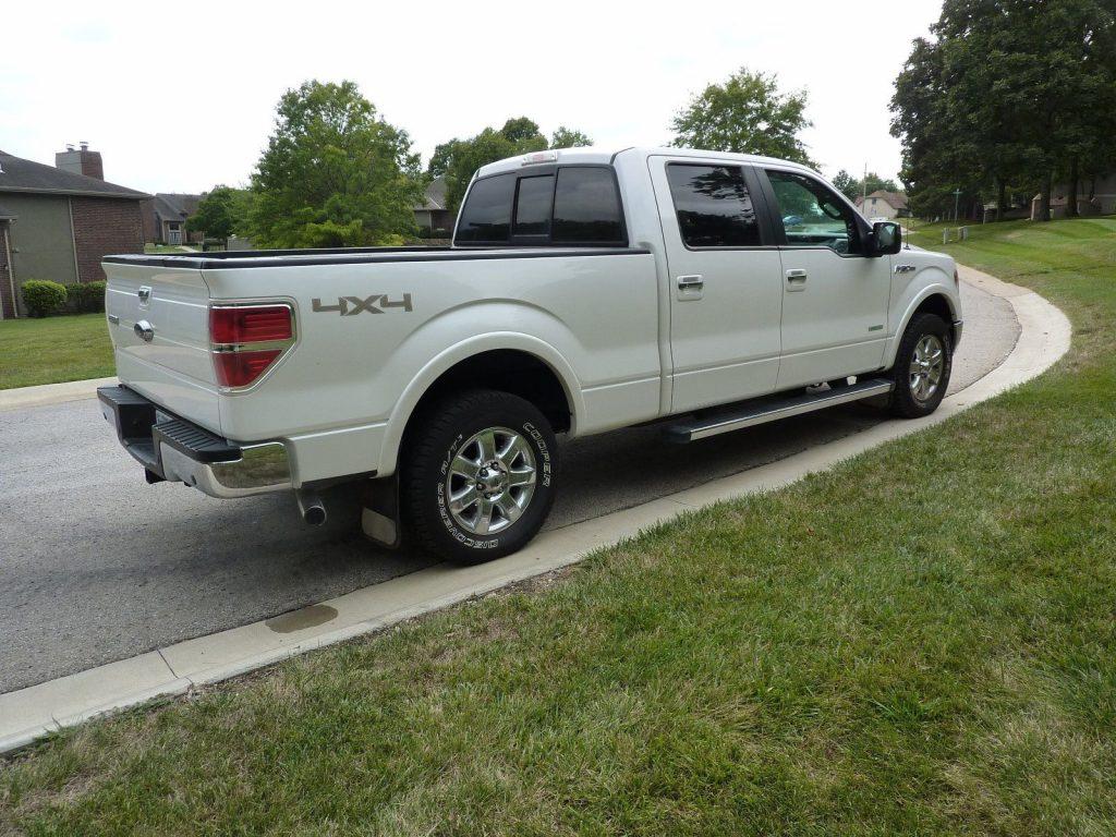 loaded 2014 Ford F 150 LARIAT crew cab