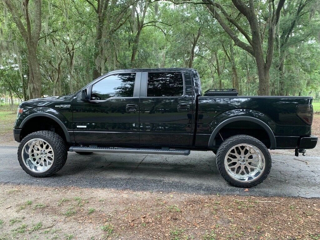 low miles 2013 Ford F 150 FX4 crew cabs
