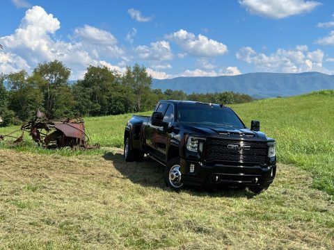 2023 GMC Sierra 3500 Denali Ultimate [loaded with options] for sale