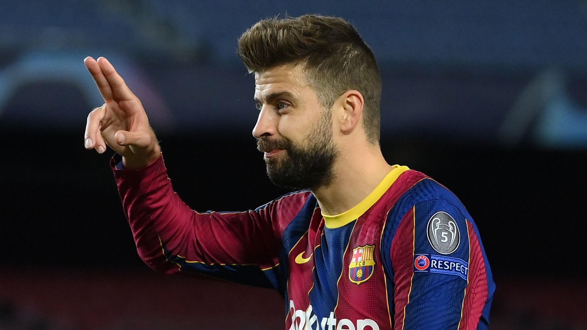 Untuk Kedua Kalinya, Gerad Pique Siap Gajinya Dipotong