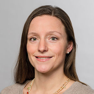 Headshot of Prof. Dr. Hanna Hottenrott, a young woman smiling on a simple white  background.