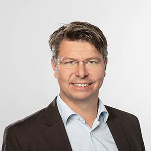 Prof. Dr. Alexander Hübner