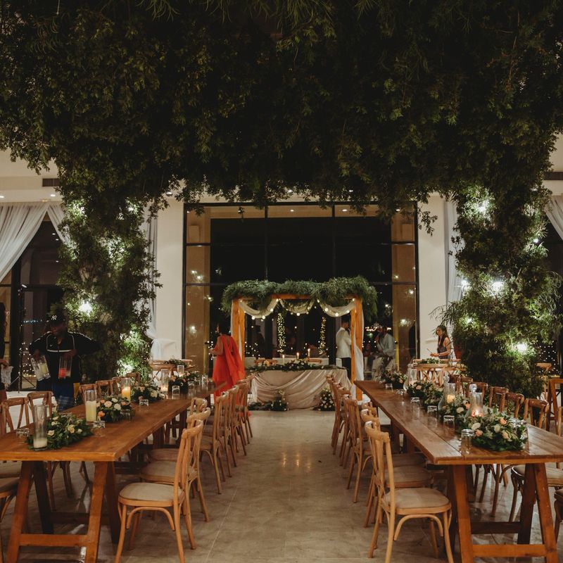 L'équipe Moons organisant un mariage de prestige dans le désert du Sahara en Tunisie