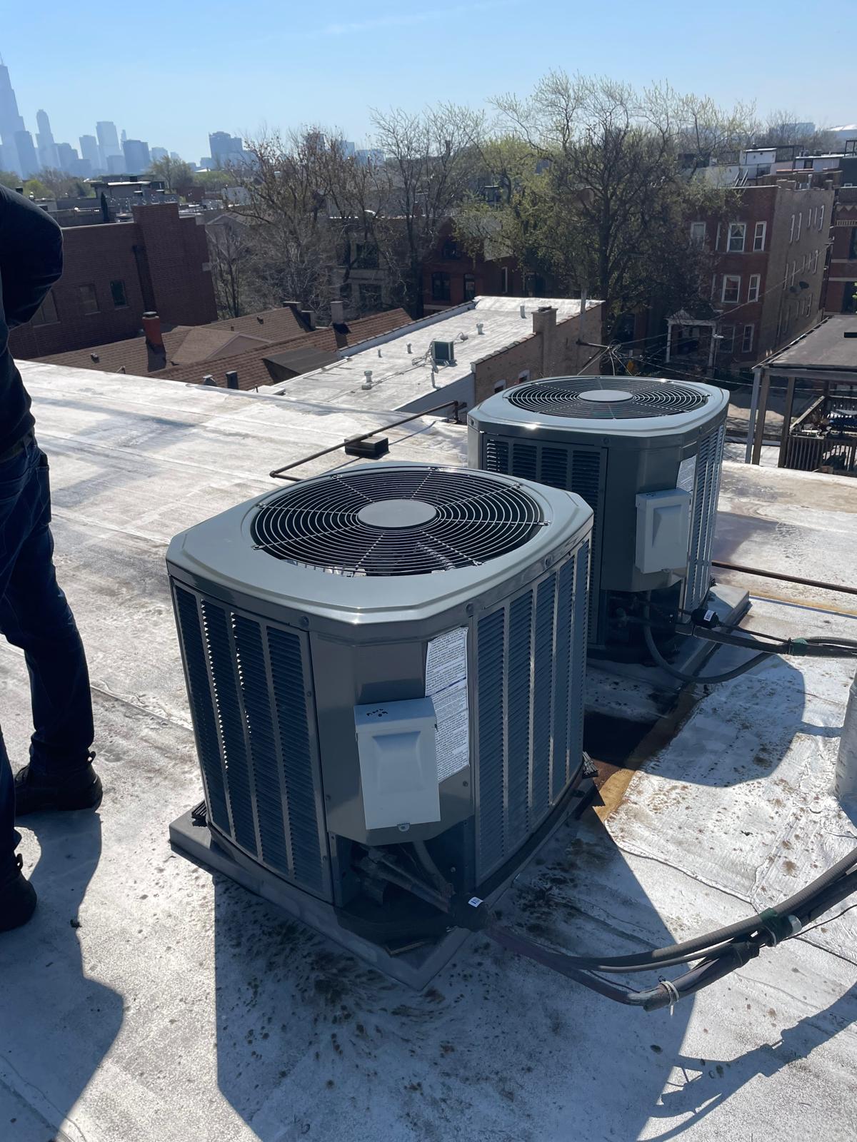AC repair technician performing air conditioner repair in Hillside IL