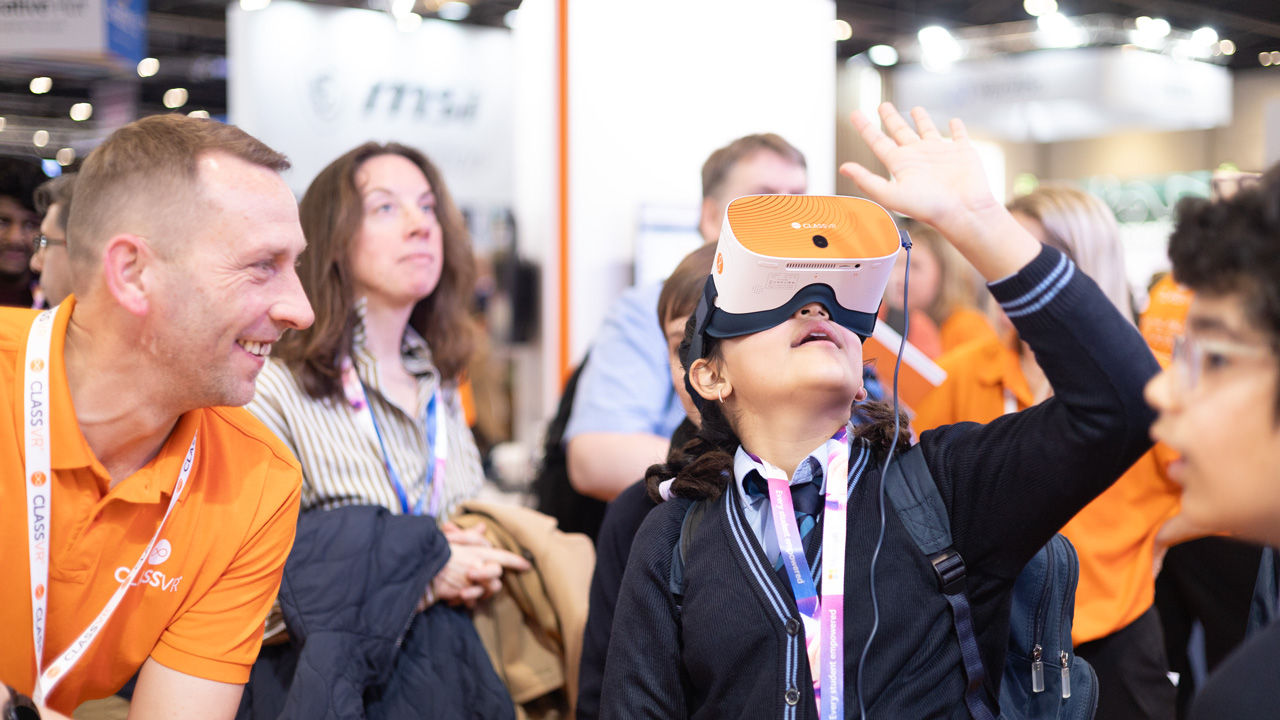 Virtual Reality for Primary School Education