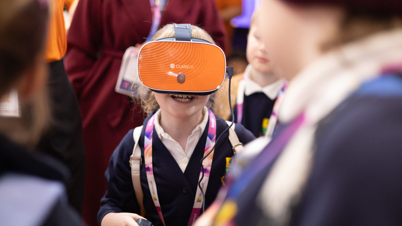 Virtual Reality for Primary School Education