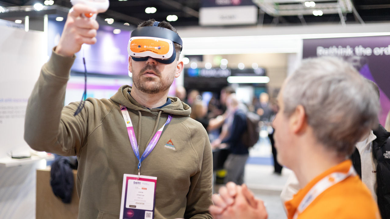 Virtual Reality for Primary School Education