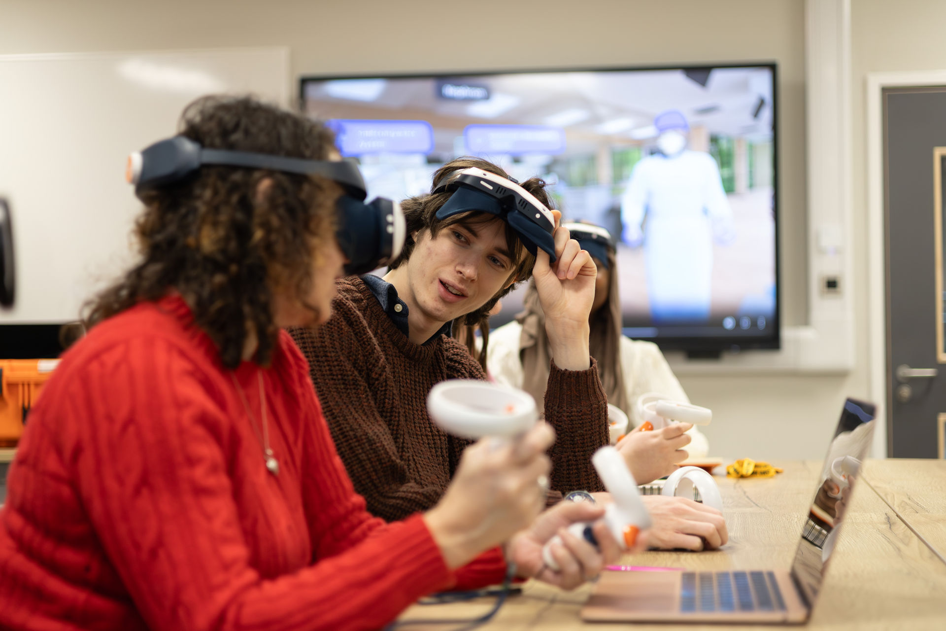 ClassVR being used by teachers in the classroom