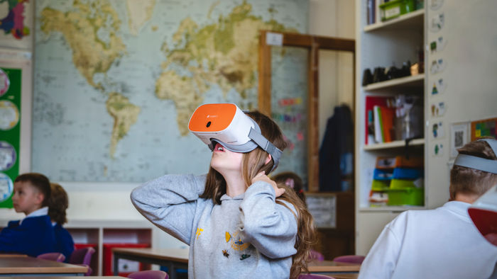 travel the world with VR 