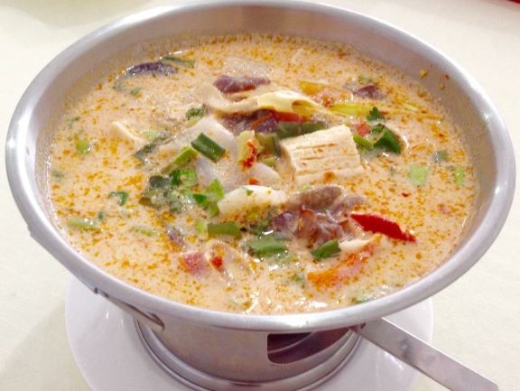 Tom Yam Konjac Seafood Hot Pot