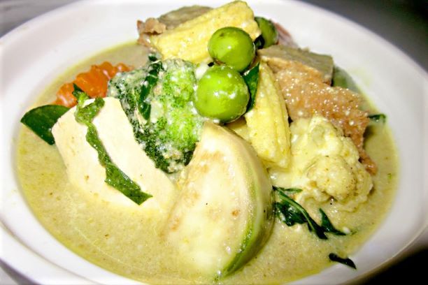 Green Curry Paste with Chicken