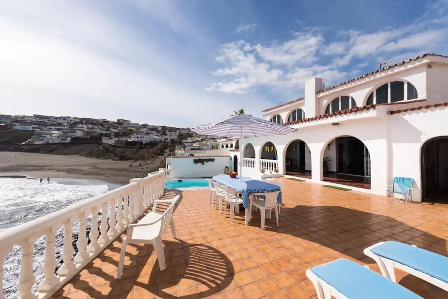 Luxury bathroom in ocean front villa at Padel Camp Gran Canaria