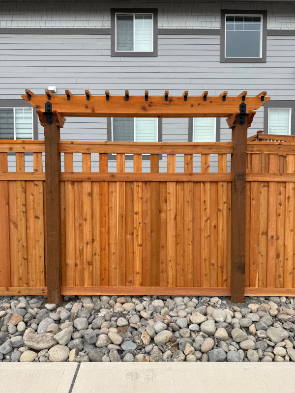 Cedar privacy fence installed by MyFence.com on a plateau lot in Bonney Lake WA